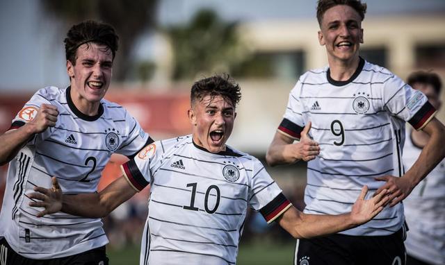 日本鏖战比利时，布鲁诺统治全场